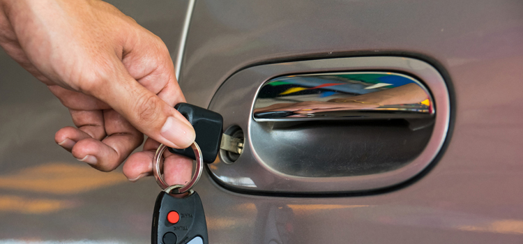 Car door lock repair in Santa Barbara